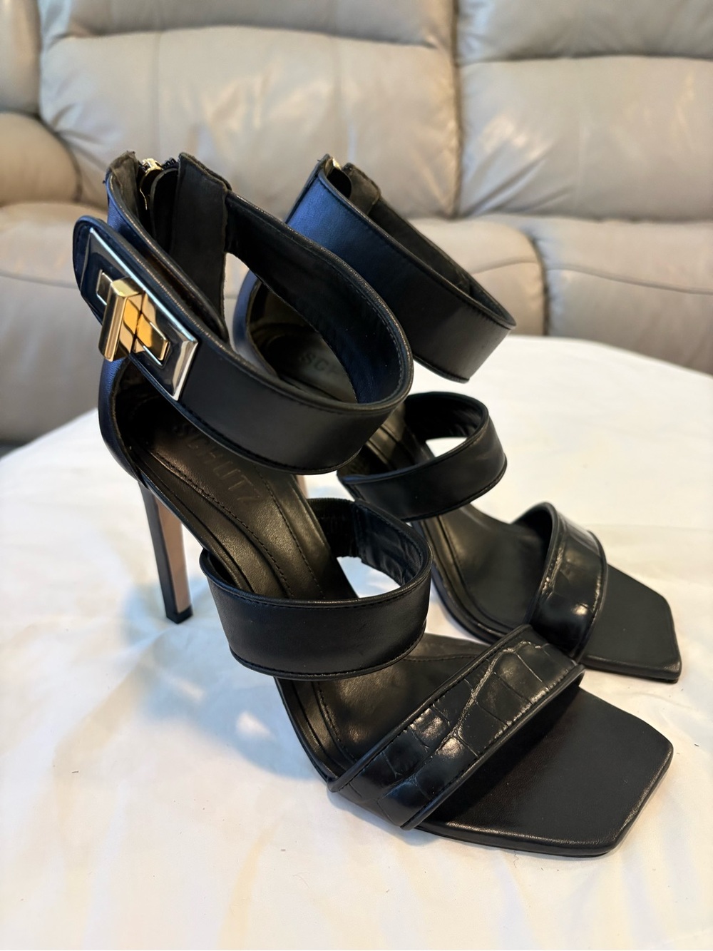 SCHUTZ Black Leather Strappy High Heel Sandals with Gold Buckle Size 8B